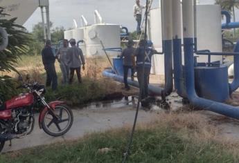 Por turbiedad del agua, habitantes de El Carrizo sufren afectaciones en la piel