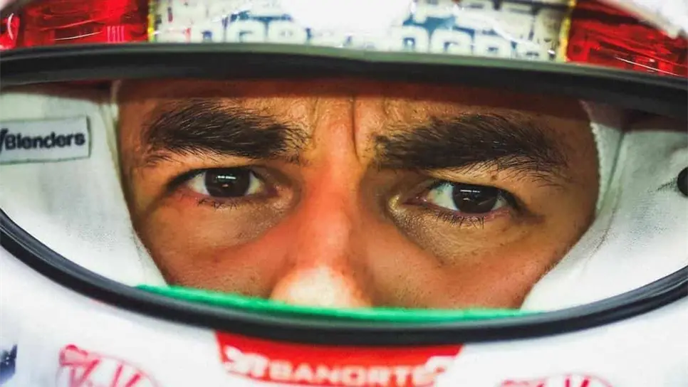 Tras una desastrosa carrera en Japón, «Checo» busca el triunfo en Qatar en la Fórmula 1. FOTO: Cortesía/RedBullRacing.