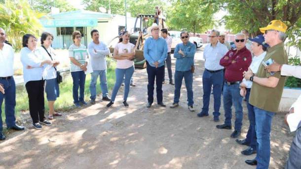 Calidad y presión de agua potable en El Carrizo estará lista para este sábado, asegura Genaro García