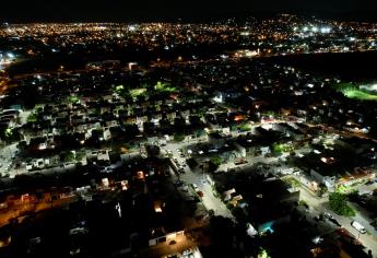 Con iluminación en Villas del Rey, en Mazatlán inicia el programa de sustitución de alumbrado público 