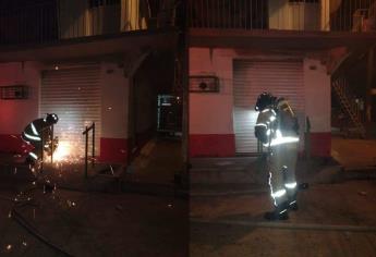 Se incendia tienda de abarrotes en Mazatlán