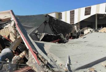 Se derrumba techo en iglesia de Ciudad Madero, Tamaulipas, van 11 muertos | VIDEO