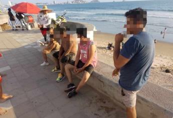 Rescatan a tres sujetos de ahogarse en playas de Mazatlán; uno fue llevado al hospital