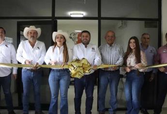 Inauguran ventanilla del Sistema Nacional de Identificación de Ganado en Badiraguato