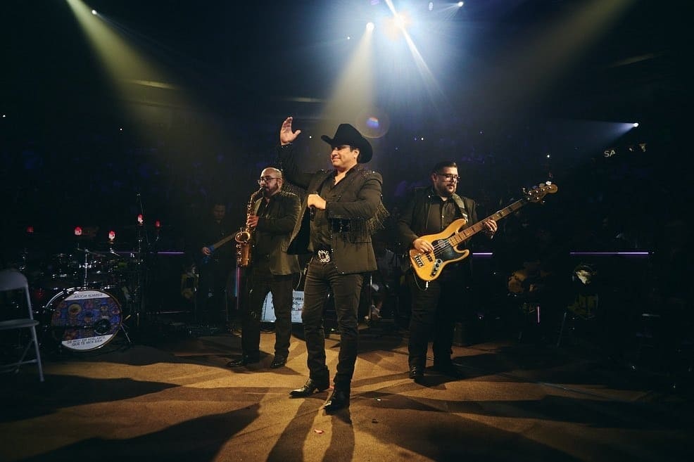 FOTO: Facebook de Julión Álvarez.