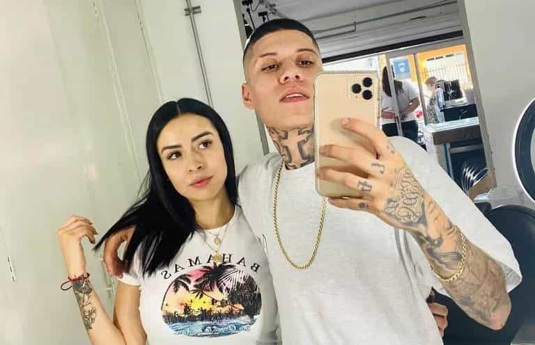 FOTO: Santa Fe Klan con la influencer.