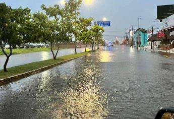 Lluvias en Mazatlán obligan al cierre de 5 avenidas en zonas inundables