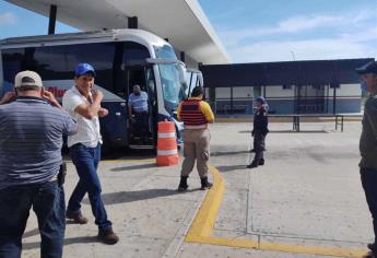 Aprueban descuento del 50% para estudiantes al viajar en autobuses durante todo el año