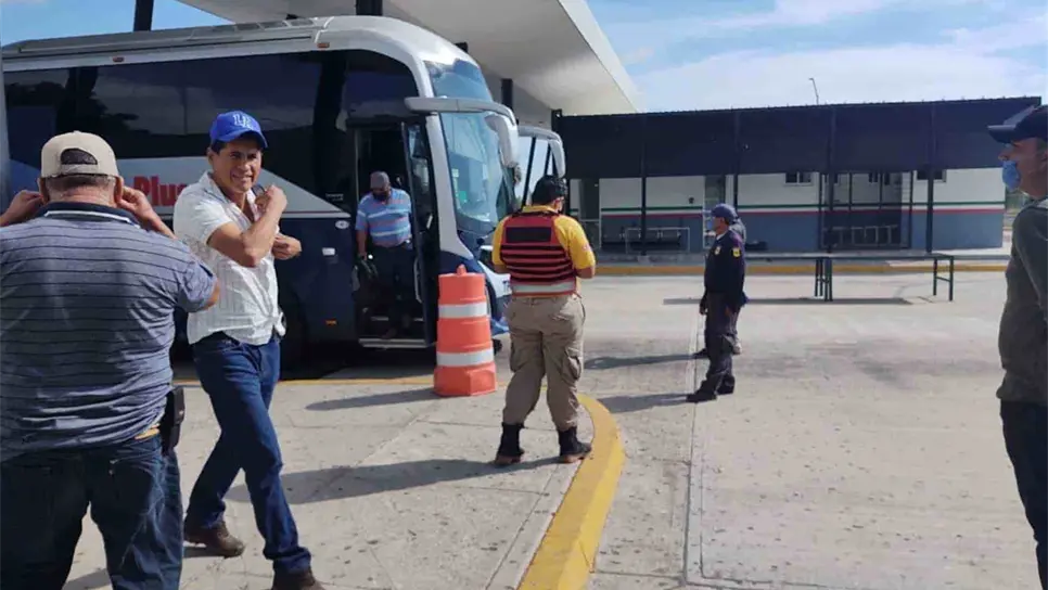 Aprueban descuento del 50% para estudiantes al viajar en autobuses durante todo el año. | FOTO: Luz Noticias.