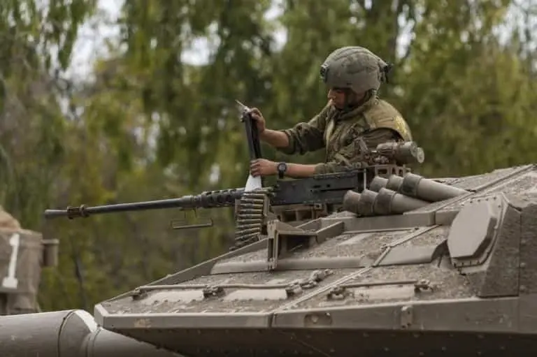 Israel intensifica ataque a Gaza, corta suministro de electricidad y alimentos. | FOTO: El Heraldo.