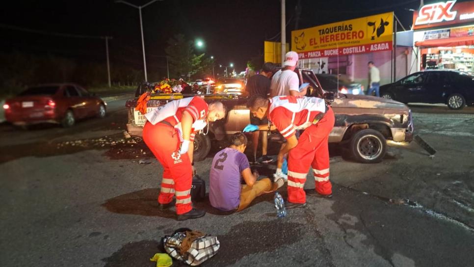 «Pega y huye» embiste una camioneta en Culiacán; hay dos heridos