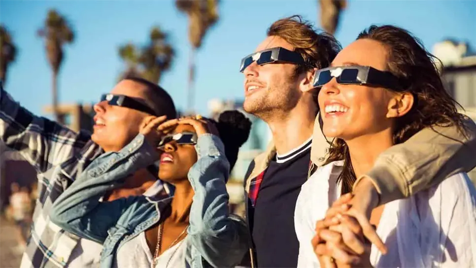 Los expertos señalan que el eclipse solar no de de ser visto directamente. FOTO:Cortesía/space.com