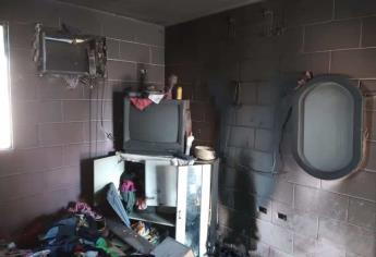 Incendio en vivienda de Los Mochis deja daños materiales