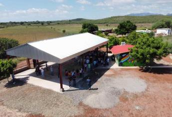 Entregan obras en Mochicahui, El Fuerte