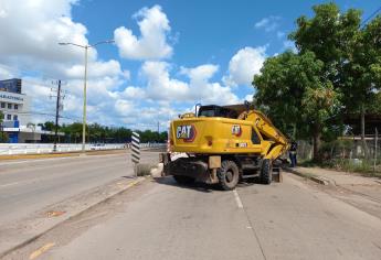 Carril del bulevard Lola Beltrán está cerrado hasta el 18 de octubre