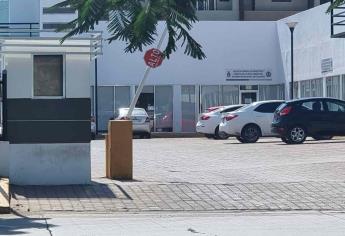 Despojan una Nissan Frontier en Villas de Manantial, en Culiacán 