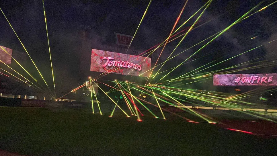 Impresionante show de inauguración de la Liga Mexicana del Pacífico en Culiacán. FOTO: Iván Martínez.