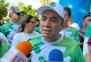 Uniforme neutro es aceptado en Cobaes; hombres pueden llevar falda y mujeres pantalón