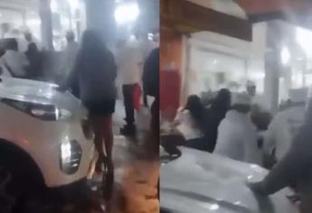 Pareja recibe una golpiza por parte de unos taqueros al no querer pagar el doble de su cuenta