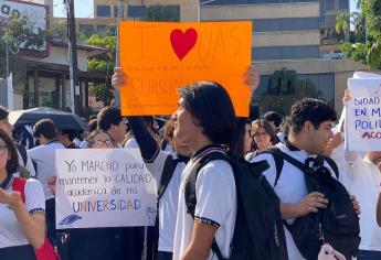 ¿Por qué marchan estudiantes de la UAS? «Vine porque todos los del salón venían»