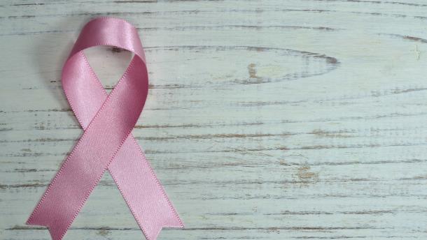 Día Mundial contra el cáncer de mama; si sientes alguno de estos síntomas, ¡revísate!