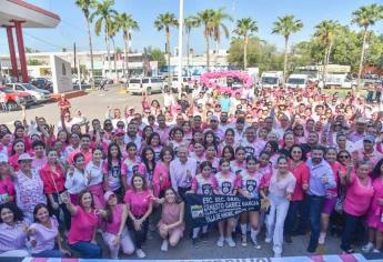 Gerardo Vargas y su esposa Mónica encabezan Caminata Rosa en Ahome