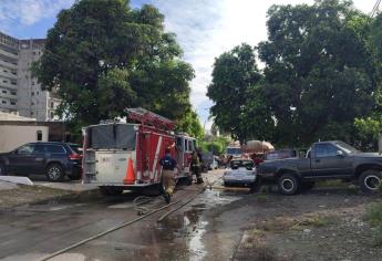 Se quema taller mecánico en la calle Sánchez Celis de Mazatlán 
