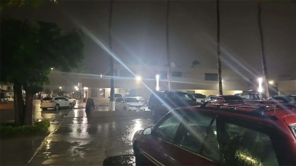 La misa se llevará a cabo hasta que mejore el clima. FOTO: Luz Noticias