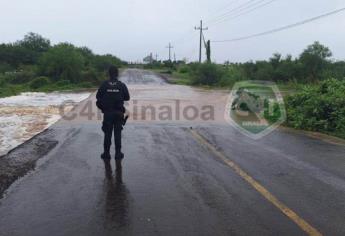 Cierran circulación de carretera La Cruz-Potrerillos en Elota 