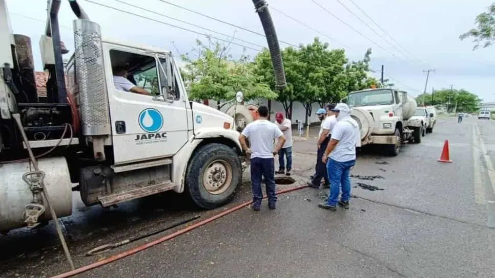 Decenas de colonias están teniendo problemas con el agua en Culiacán. FOTO: Luz Noticias