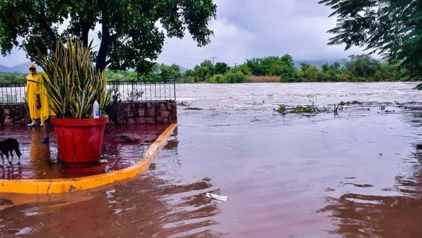 Lluvias de tormenta Norma dañan red de agua potable y dejan sin el servicio a la zona rural de Mazatlán