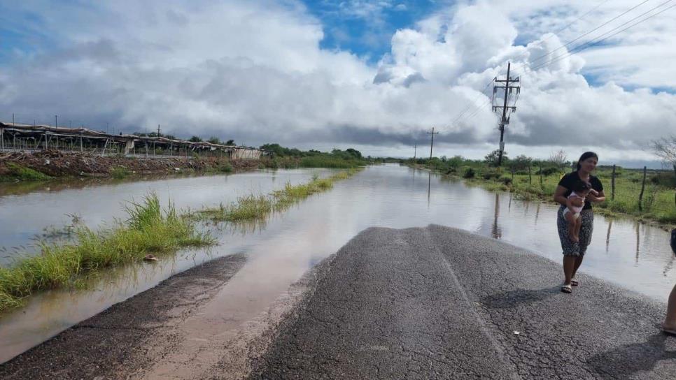 Se cae el puente que va de Costa Rica a campo Victoria de Villa Juárez, Navolato 