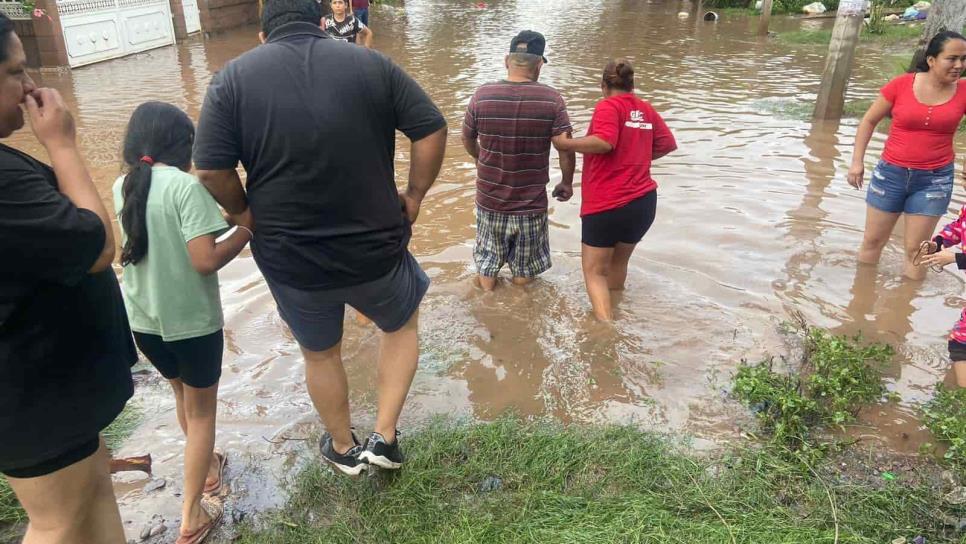 Inundaciones en La Palma, Navolato, deja a 60 personas en albergues, tras paso de Norma