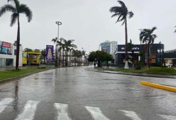 Cierran circulación vial en avenidas de Mazatlán por encharcamientos
