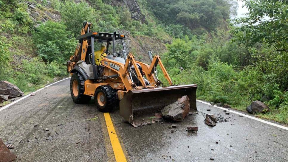 ¡Precaución! Tramo de La Palma a la Tuna, Badiraguato continúa cerrado por derrumbes