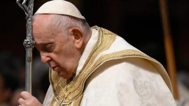 El Papa acepta renuncia de obispo polaco tras orgía en su parroquia