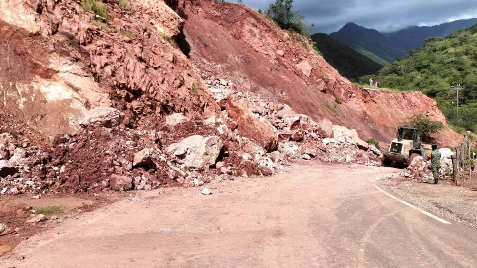 Abren circulación de un solo carril del tramo La Palma a La Tuna, en Badiraguato 