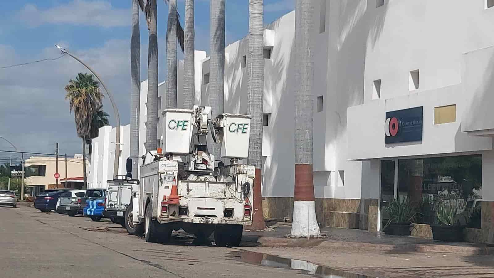 La CFE h trabajado sin descanso para restablecer el servicio. FOTO: Luz Noticias