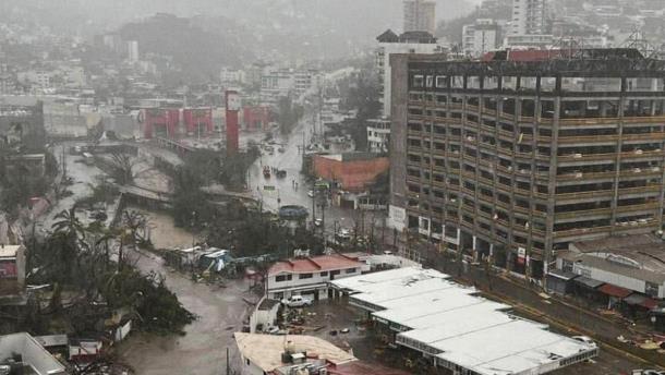 Las impactantes imágenes de la estela de destrucción de «Otis» tras azotar Acapulco