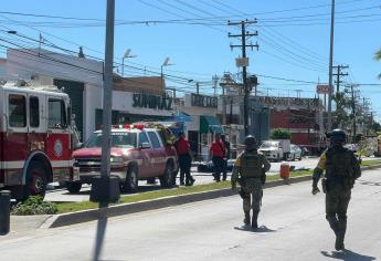Cierran avenida en Mazatlán por derrame de ácidos tóxicos