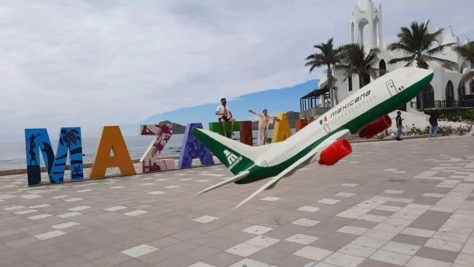 FOTO: Mexicana de Aviación en Mazatlán, Sinaloa.