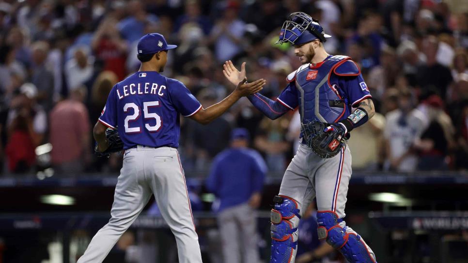 Rangers se impone 3-1 a Diamondbacks en el juego 3 de la Serie Mundial