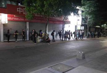 Camiones abandonan su ruta por Halloween y dejan varadas a decenas de personas en Culiacán