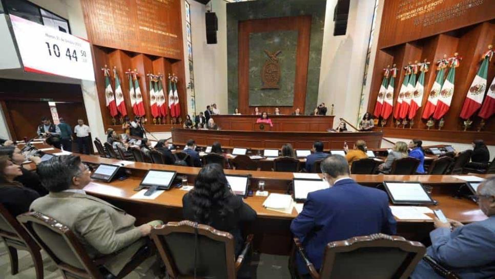 Alzan la mano diputados Manuel Luque y Serapio Vargas para diputaciones federales