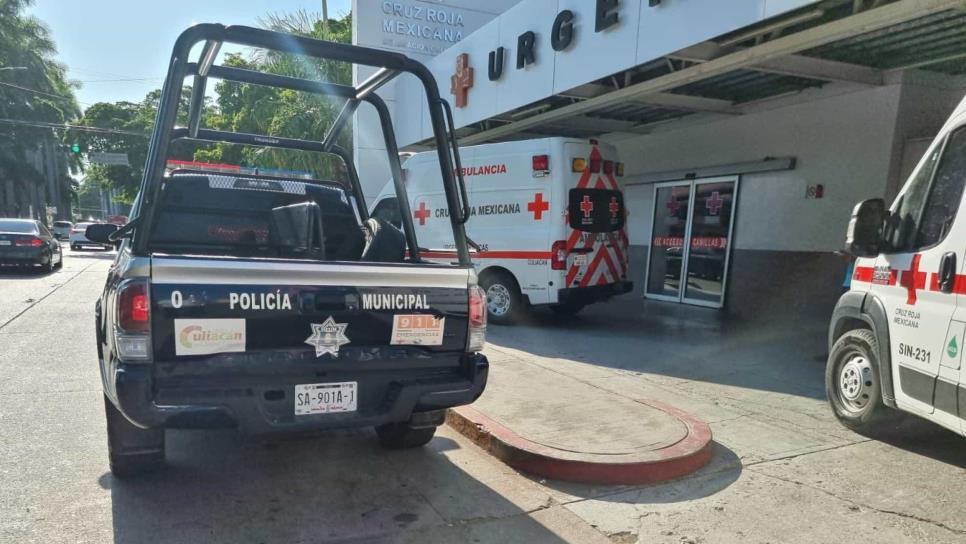 Adulto termina herido al caer a un canal en Culiacán