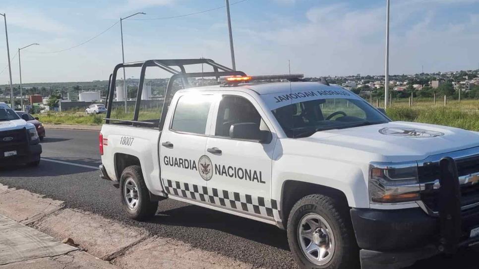 Despojan tres vehículos de modelo reciente en Culiacán