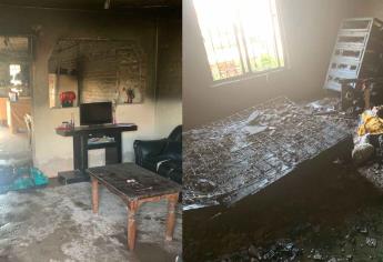 Familia pierde todo tras incendiarse su casa mientras estaba en el panteón, en Ahome