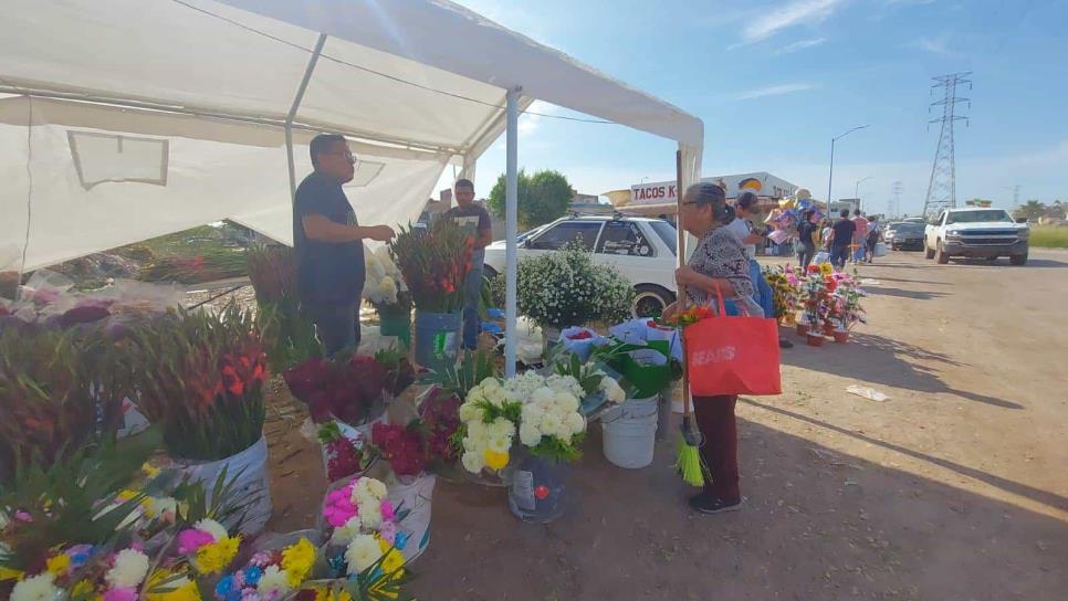 Inspectores vigilan precios de las flores en Ahome