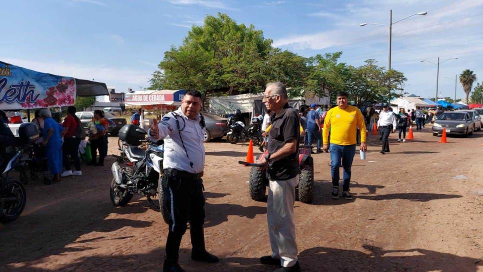 Circulación en panteones de Los Mochis cambia a un solo sentido