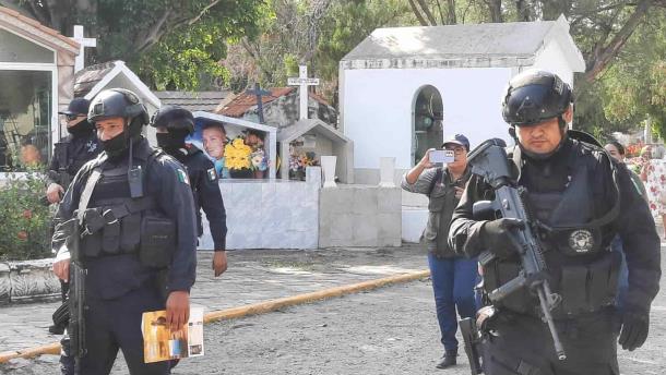 Tres personas son detenidas en Mazatlán durante el operativo de Día de Muertos